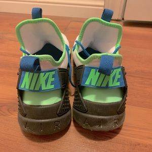 Nike Air Huarache Drifts